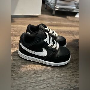 Nike Kids Black and White dunks